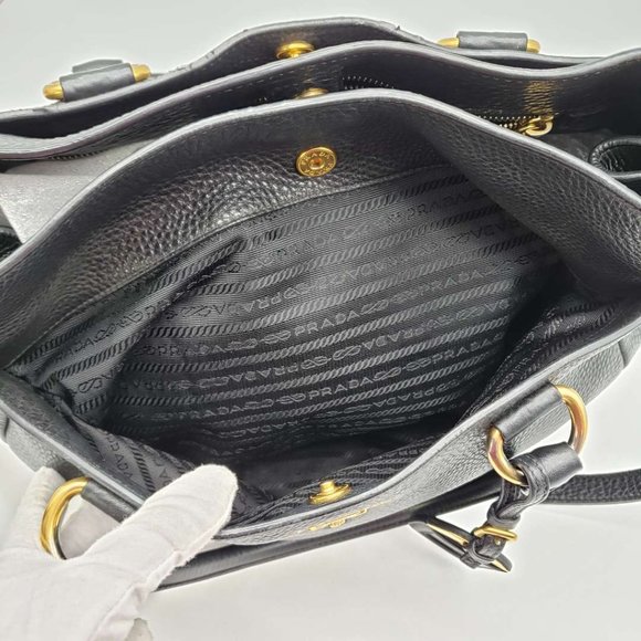 100% Authentic Prada Black Shoulder Bag - Picture 13 of 16